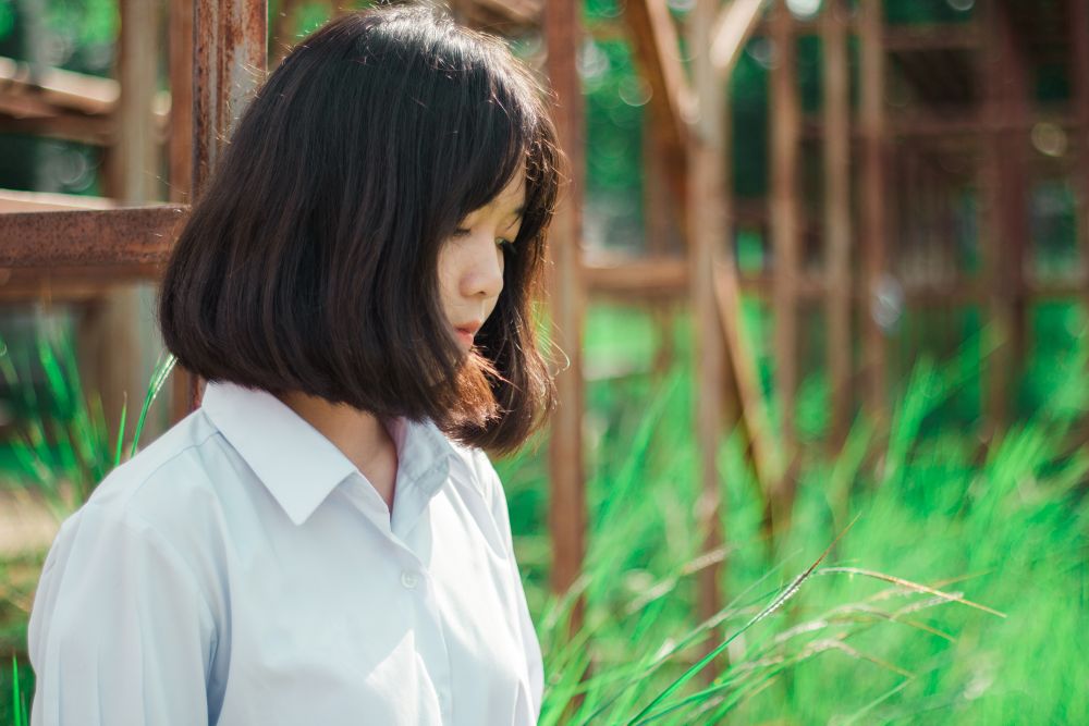 雖然申請入學成為主要入學管道，但來自社區高中的學生仍面臨重重挑戰，錄取國立頂大的機率遠低於明星高中生。