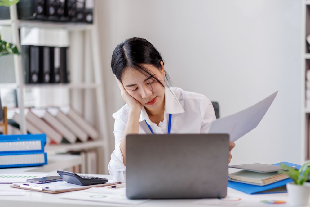 想成為諮商心理師？不只要花時間「無薪實習一年」，現在可能還得先付錢。