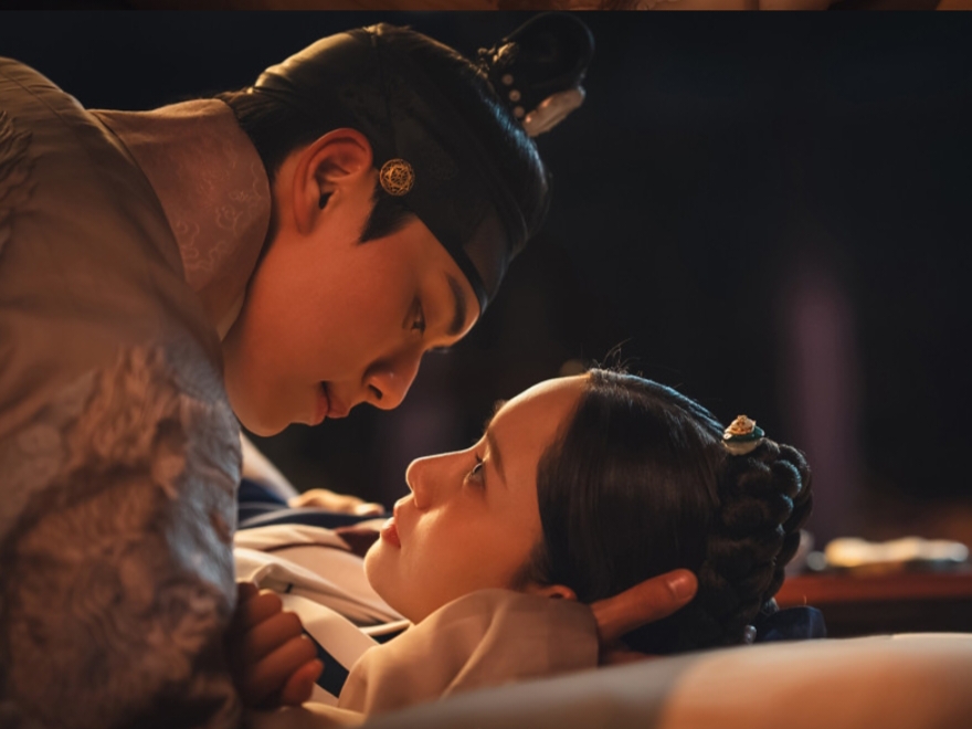 美食、宮鬥、愛情本不是新鮮元素，但《暴君的廚師》透過不同的語言重新包裝，就能再次迷住觀眾。