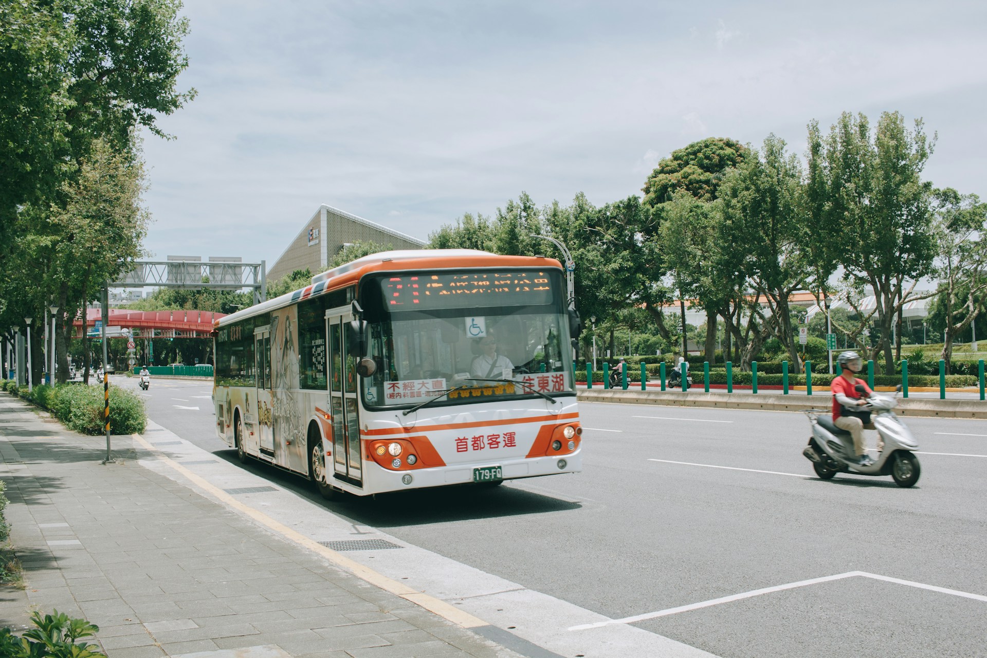 公車司機為什麼生氣？ ｜ 米果 ／ 台北捌玖零 ｜ 獨立評論 